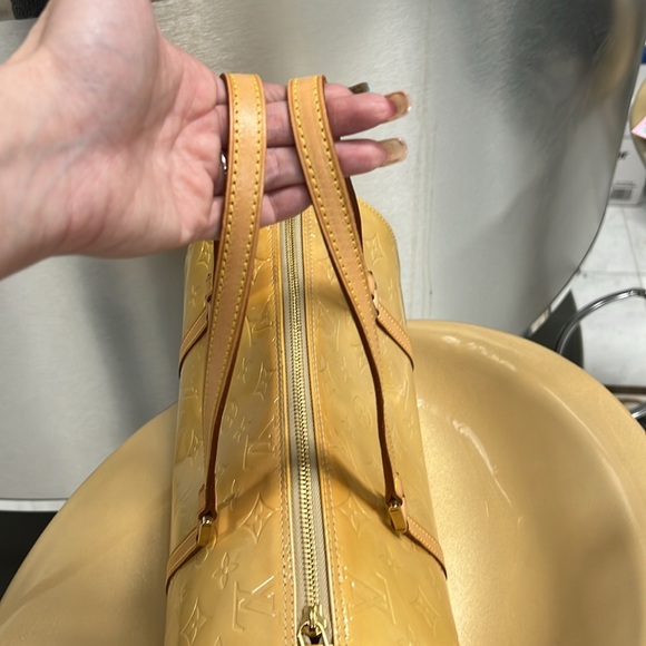 Louis Vuitton monogram vernis bag in excellent condition - Picture 6 of 15